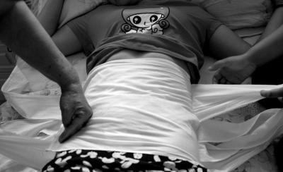 �ɷ������ϱ��Թ ����һŮ��������������Ů��
