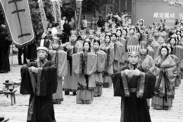 ɽ���������к�ʽ������� 22�����ˡ�ϴ�ֽ��桱