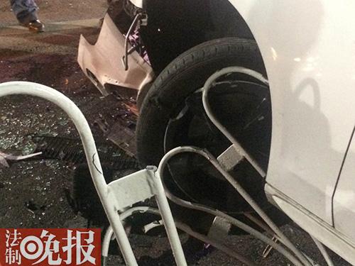 ��������������ײ2������ ���³�����������