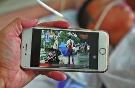 快递员骑三轮车意外剐蹭电动车 被男子连捅三刀 快递员骑三轮车意外剐蹭电动车 被男子连捅三刀