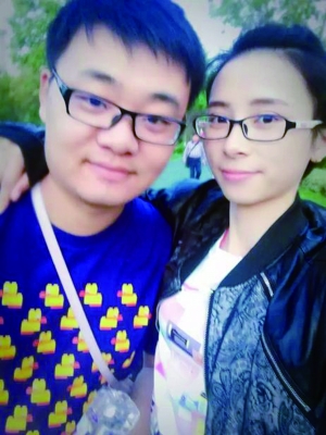 领证1个月新娘查出癌症晚期 丈夫退掉婚房救妻